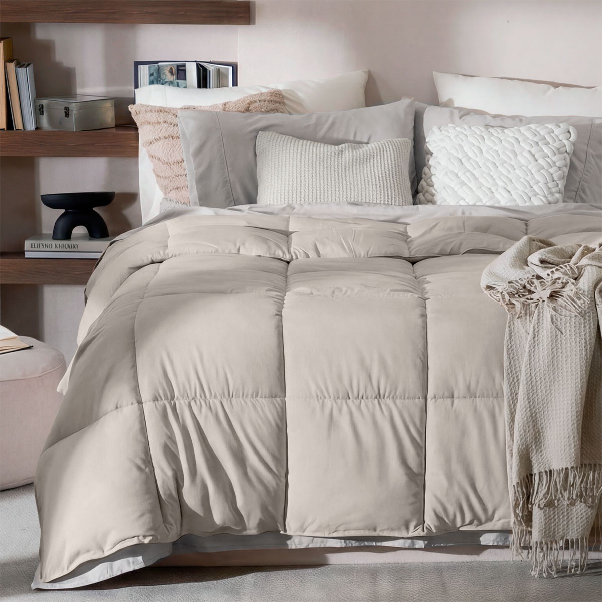 Edred&oacute;n Acolchado Duvet King Size Hipoalerg&eacute;nico Taupe ESQUIMAL. image number null