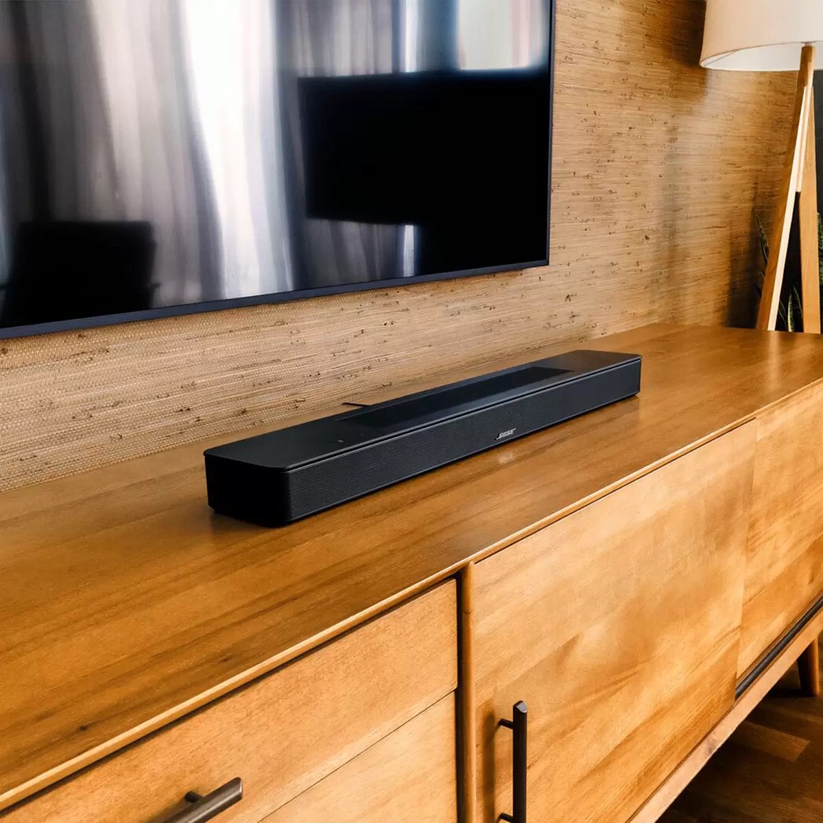 Barra de Sonido Inteligente Bose 550 Negra image number null