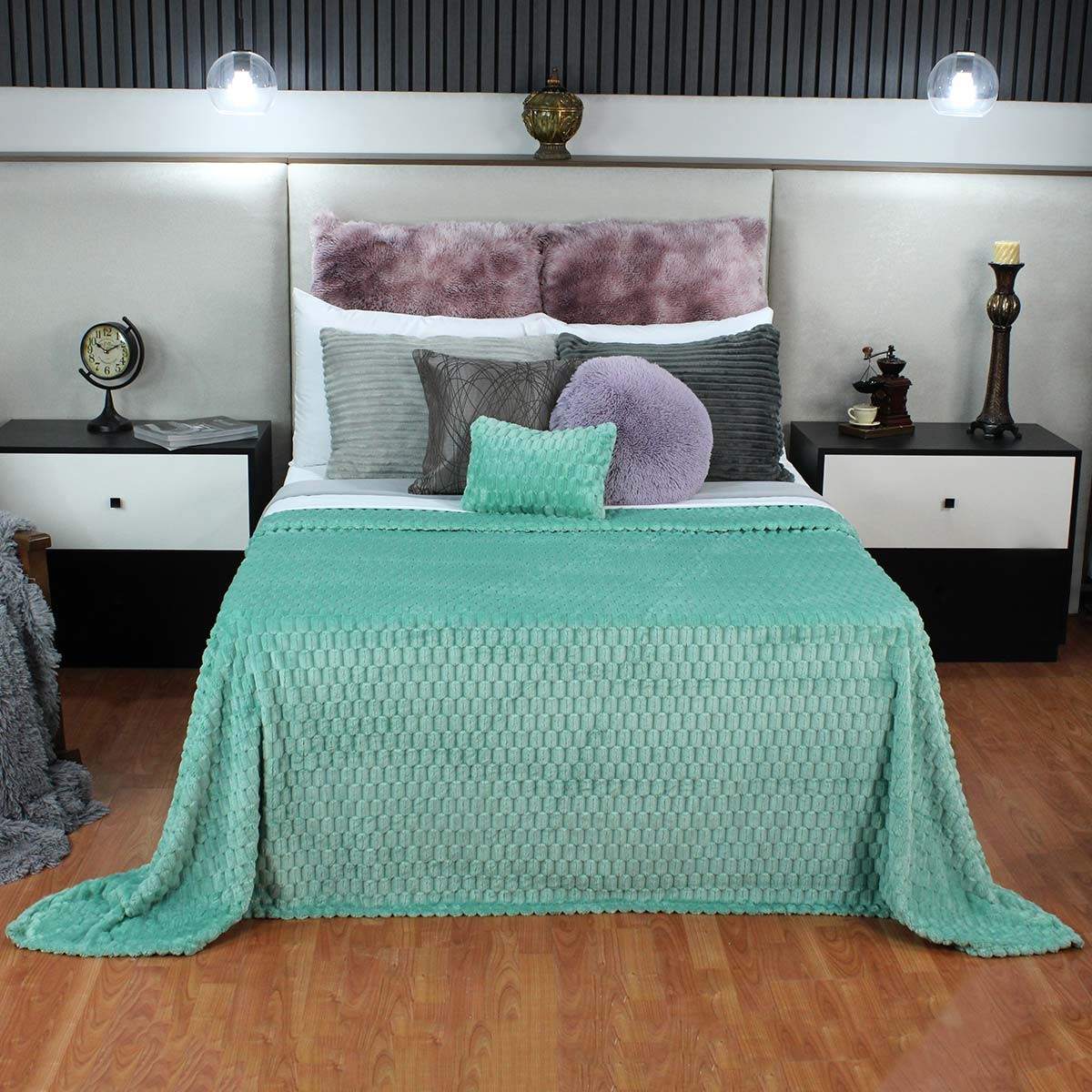 Frazada Embo Matrimonial 240x190 cm Menta, 100% microfibra poli&eacute;ster, t&eacute;rmica, suave y lavable image number null