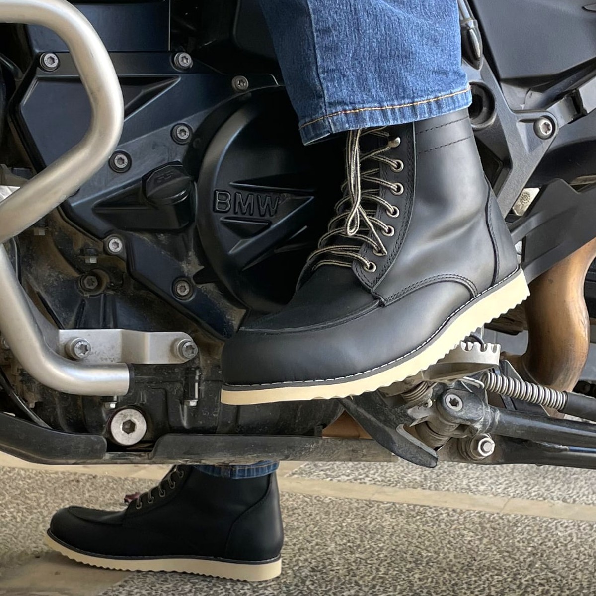 Botas para motociclistas Roen de piel negras con protecciones Atacama image number null