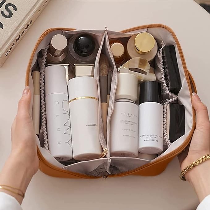 A Lumbor37 Neceser, Bolsa de Aseo de Viaje, Neceser Organizador de Viaje para Hombre y Mujer Bolsa Organizadora de PU Impermeable para Accesorios de Viaje Lavado, Afeitado y Maquillaje (Marr&oacute;n). image number null