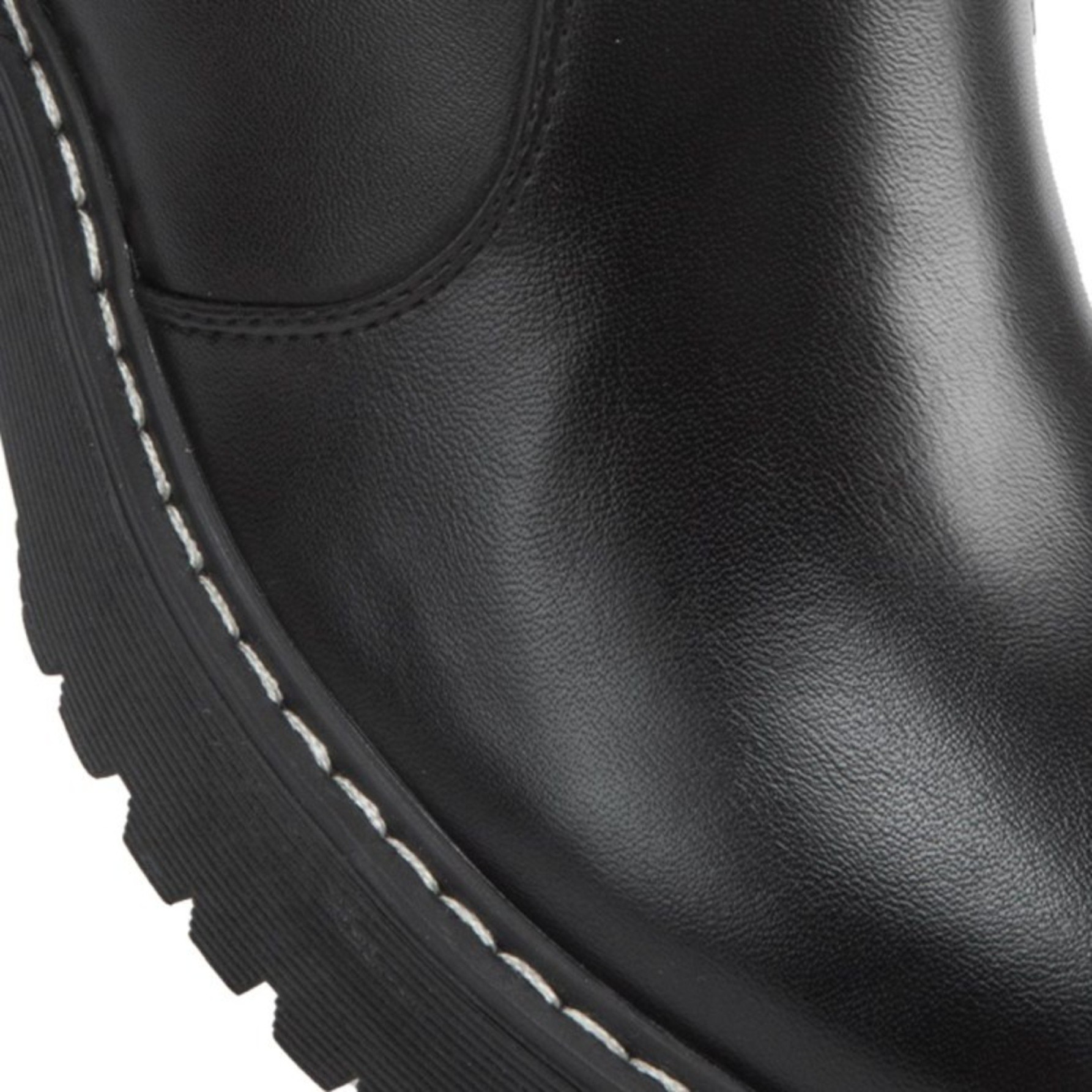 Bota de mujer, corta, con hebilla, acabado ante, con suela track, color negro, mod. 1224174 image number null
