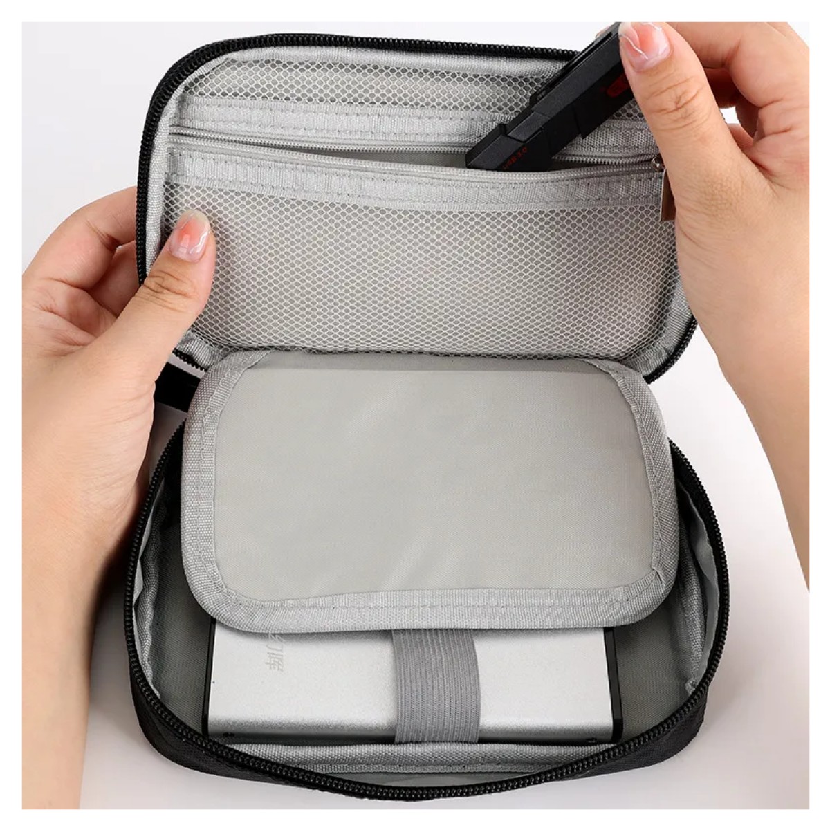Organizador Cables Usb, Bolsa Para Cables Memorias Negro image number null