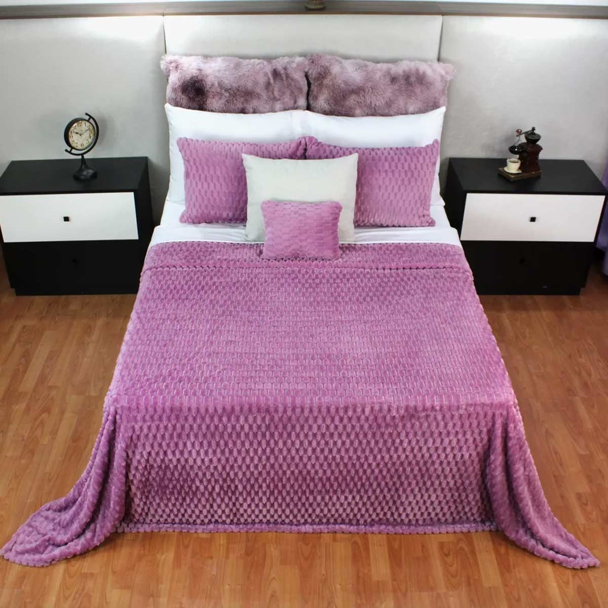 Frazada Embo Matrimonial 240x190 cm Morado, 100% microfibra, ligera, c&aacute;lida y lavable image number null