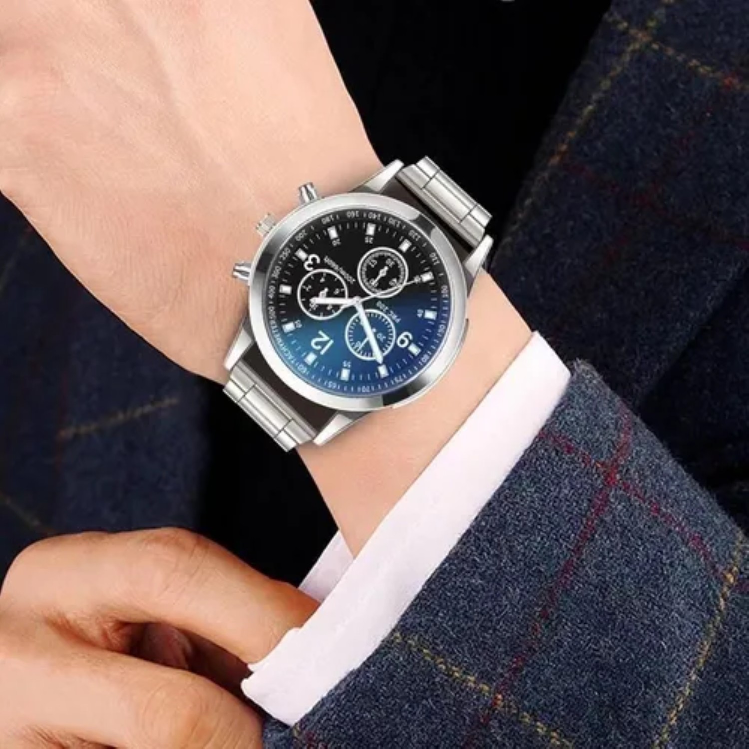 Relojes De Cuarzo Casuales Impermeables Para Hombre Plateado fondo azul image number null
