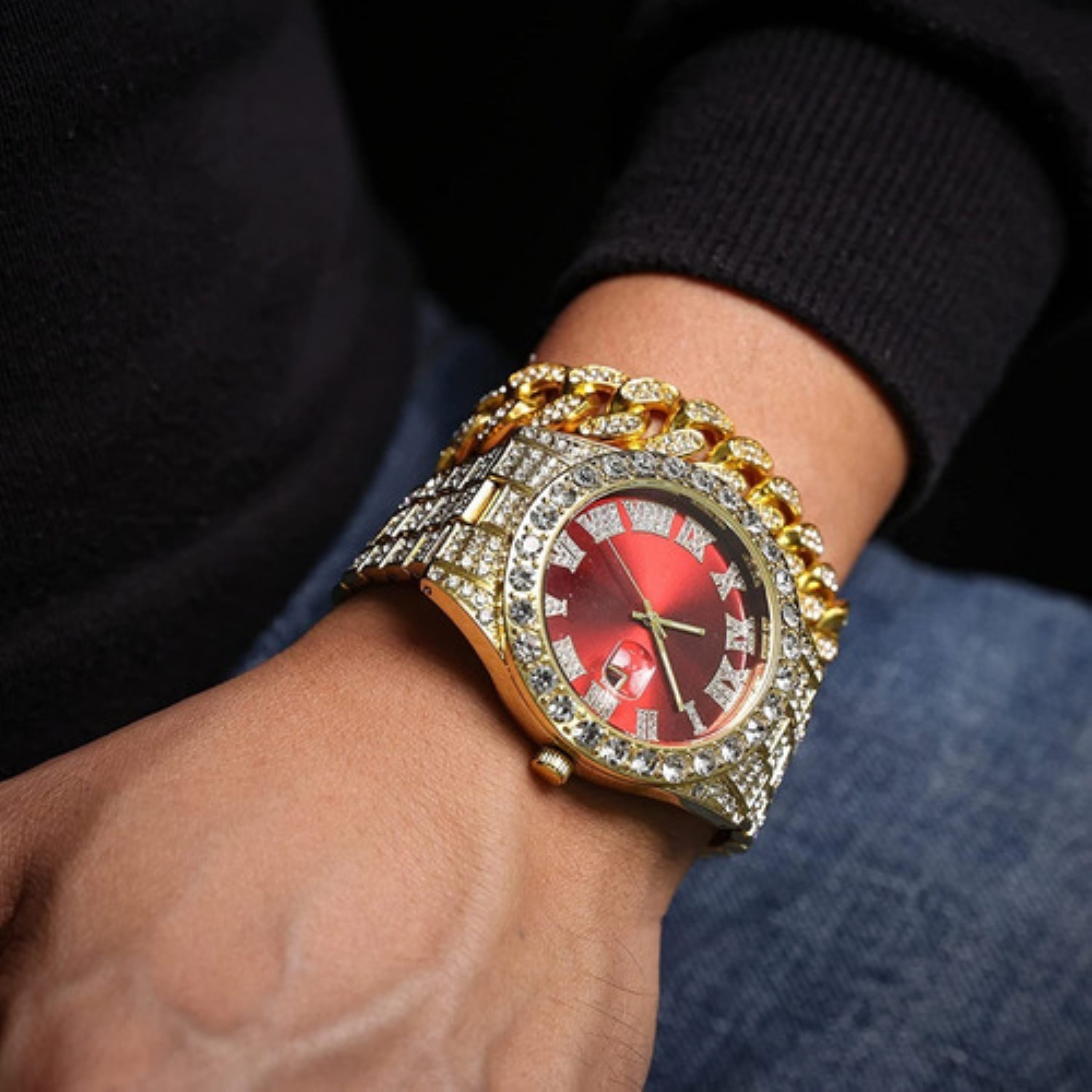 Reloj De Pulsera Unisex Con Diamantes Dorado Rojo image number null