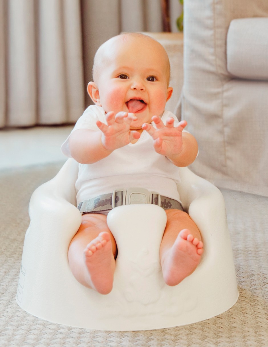 Bumbo - Asiento de piso para beb&eacute; port&aacute;til image number null