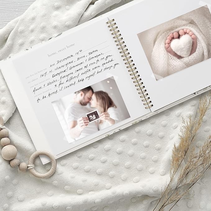 A Libro de recuerdos para beb&eacute;s para ni&ntilde;os y ni&ntilde;as &ndash; &Aacute;lbum de fotos atemporal para beb&eacute;s de 5 a&ntilde;os &ndash; Libro y diario neutro para beb&eacute;s &ndash; Un libro de hitos para grabar cada evento desde el nacimiento. image number null