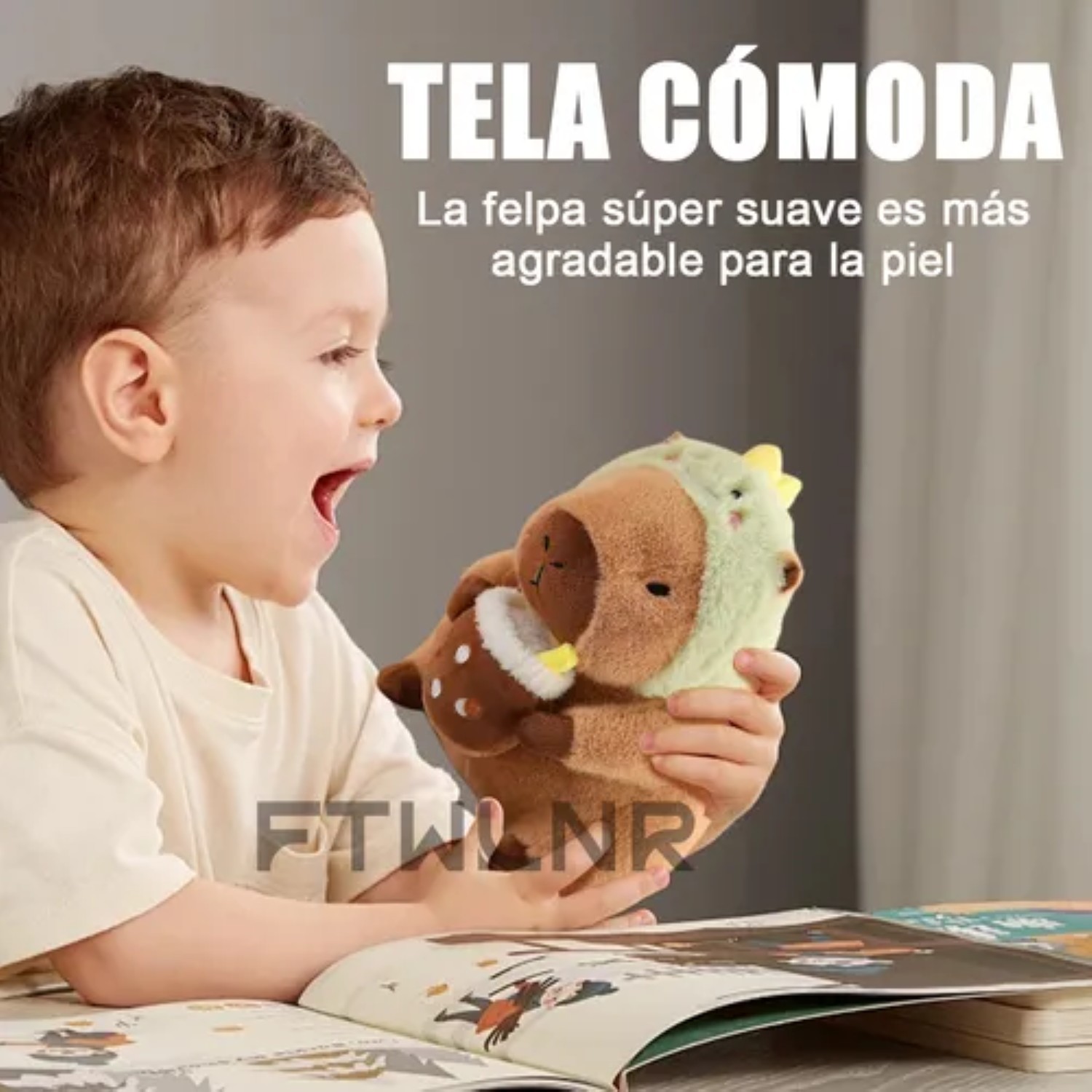 Peluche De Capibara Dinosaurio Cafe Verde image number null