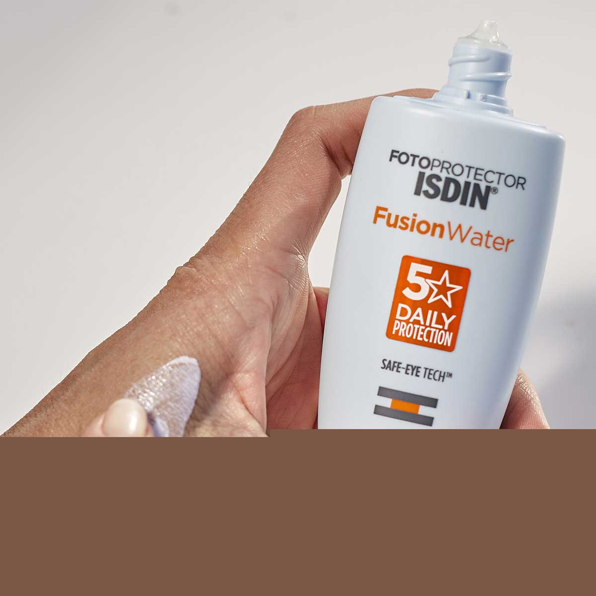 Fotoprotector Isdin Fusion Water Magic SPF50 50ml image number null