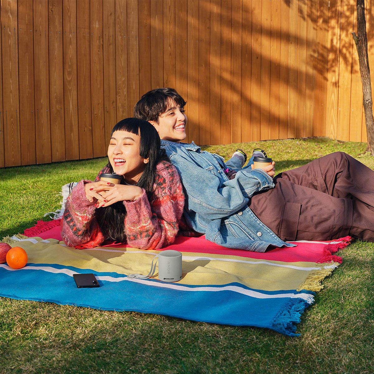 Bocina Port&aacute;til Sony XB100 Gris image number null