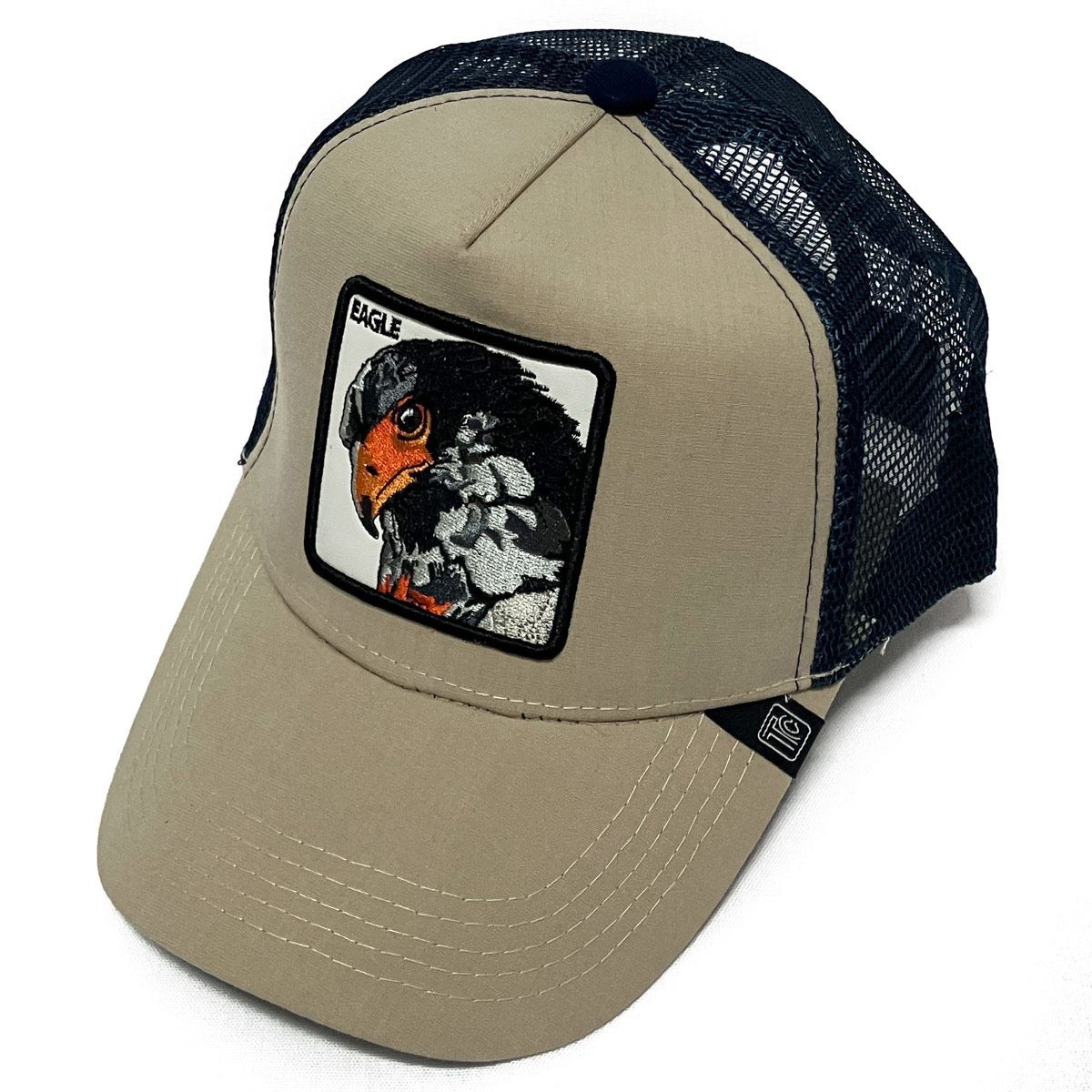 Gorra con parche eagle Trucker image number null