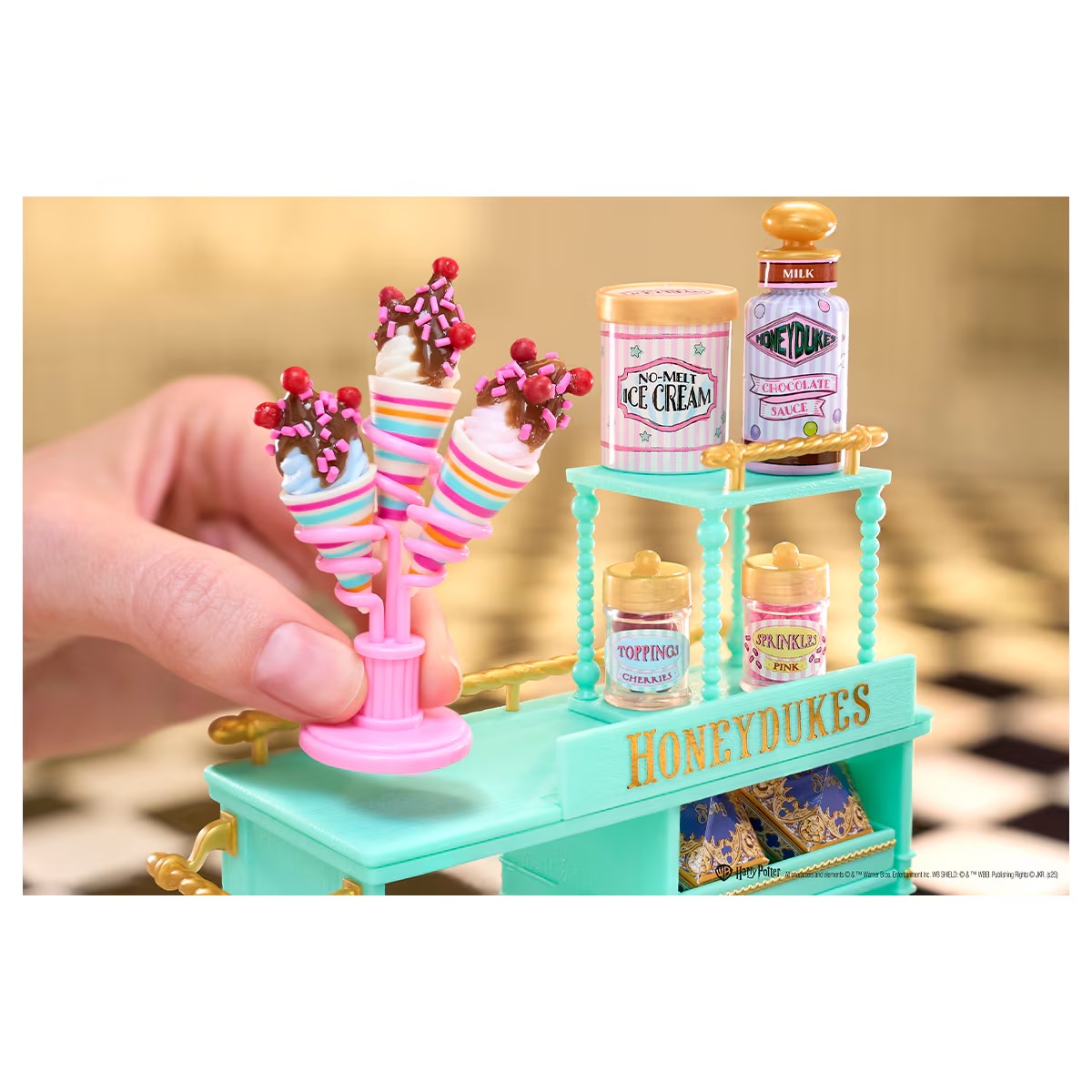 Set de Minifiguras MINIVERSE  Make It Mini Harry Potter Carrito de Dulces de HONEYDUKES image number null
