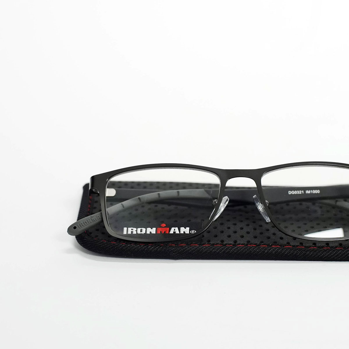 Lente pre-graduado FG Iron Man Readers IM1000 para caballero +1.50 image number null