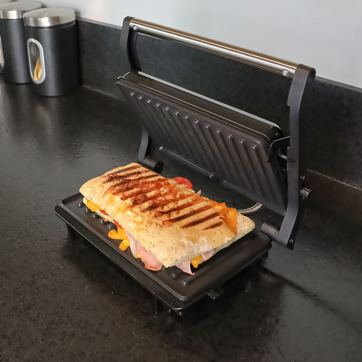 RCA Parrilla Panini Eléctrica en Color Plateado image number null
