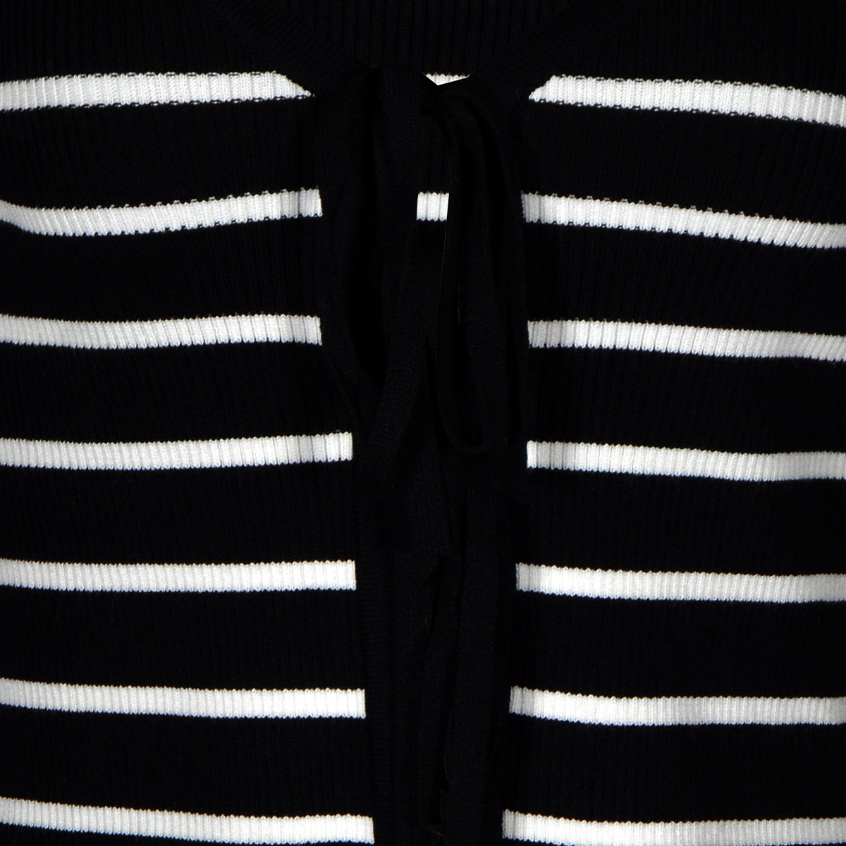 Su&eacute;ter Tejido con Cinta Philosophy Talla Chica Color Negro Combinado para Mujer image number null