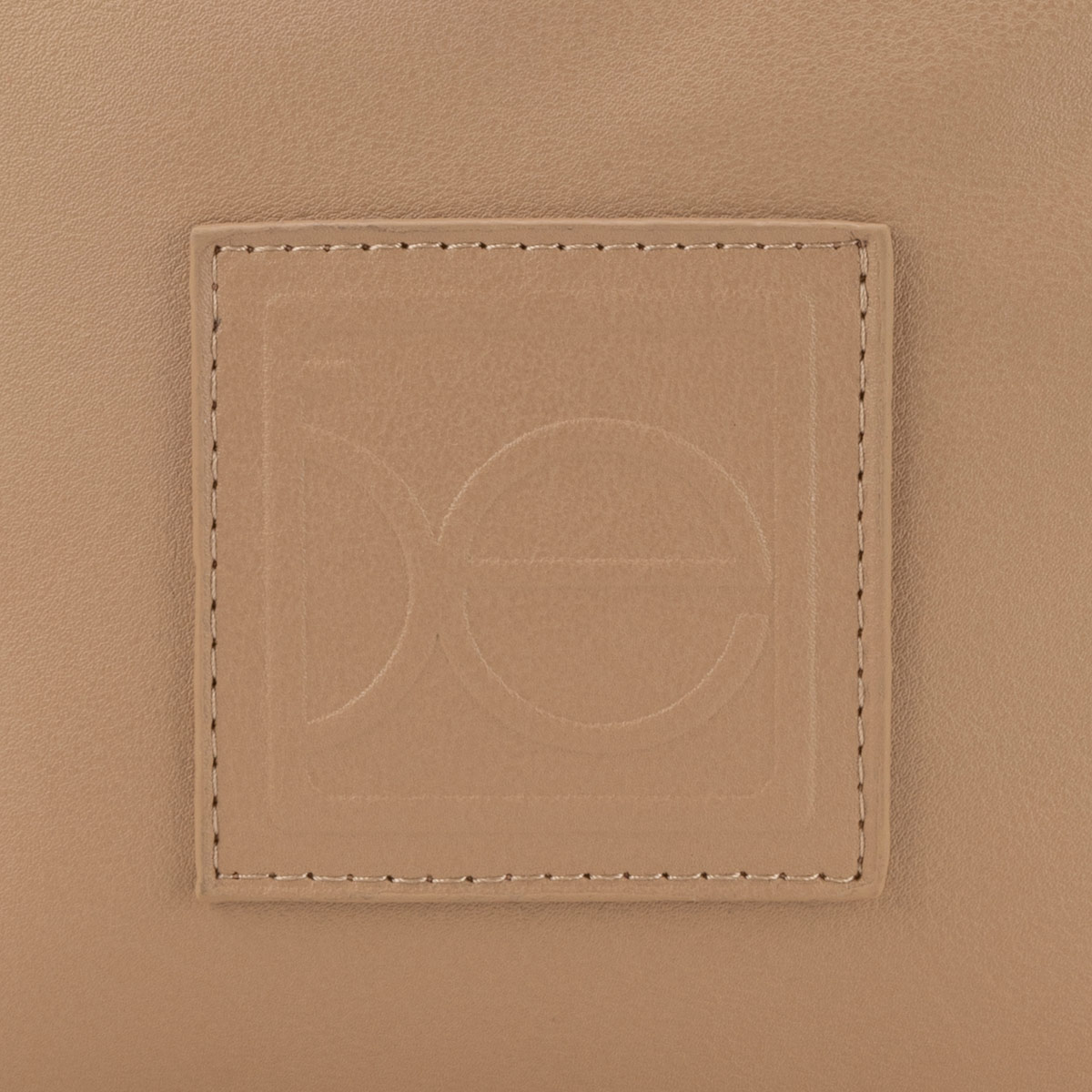 Cosmetiquera Cloe Beige para Mujer image number null