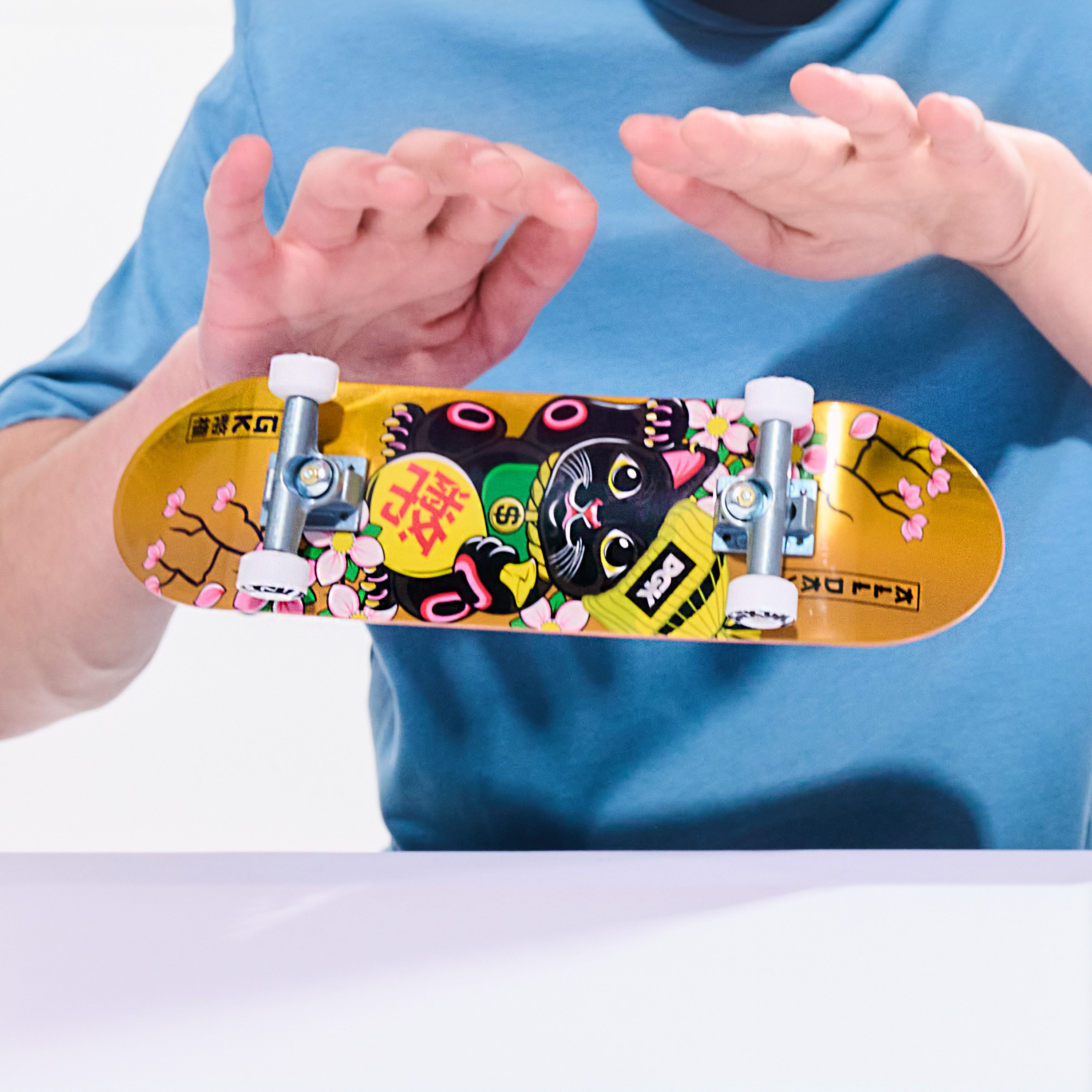Patineta TECH DECK Handboard DGK image number null
