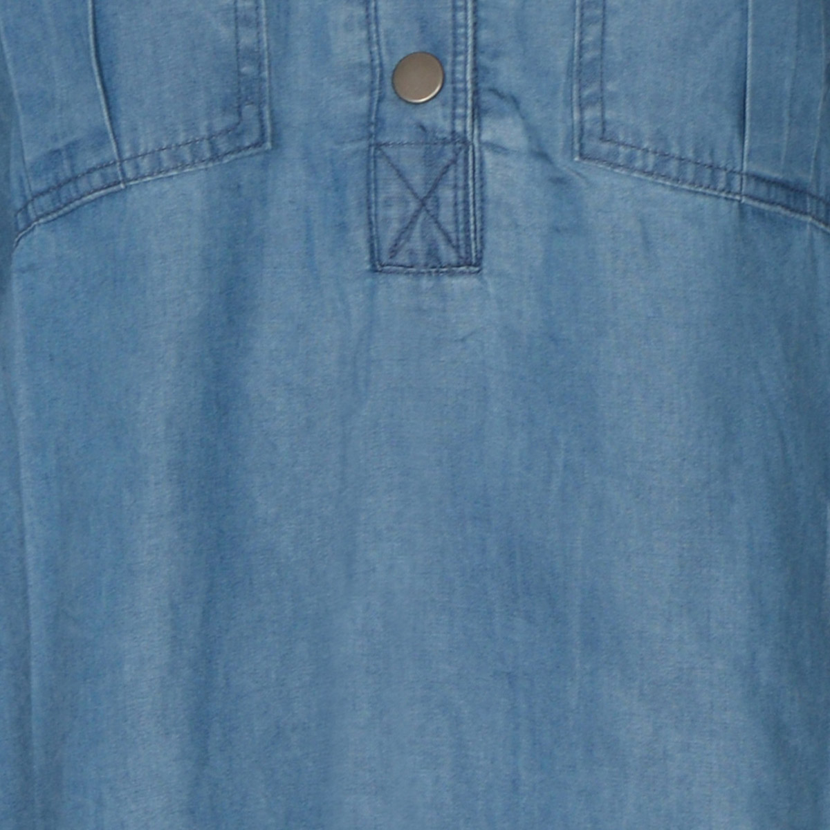 Blusa de mezclilla con bolsillos Philosophy azul talla chica para mujer image number null