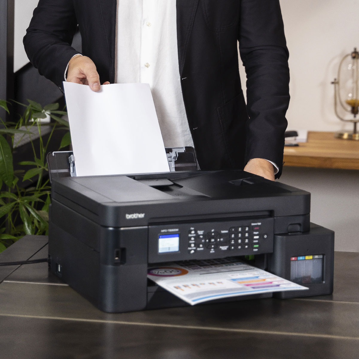 Impresora multifuncional de inyección de tinta a color MFC-T930DW image number null